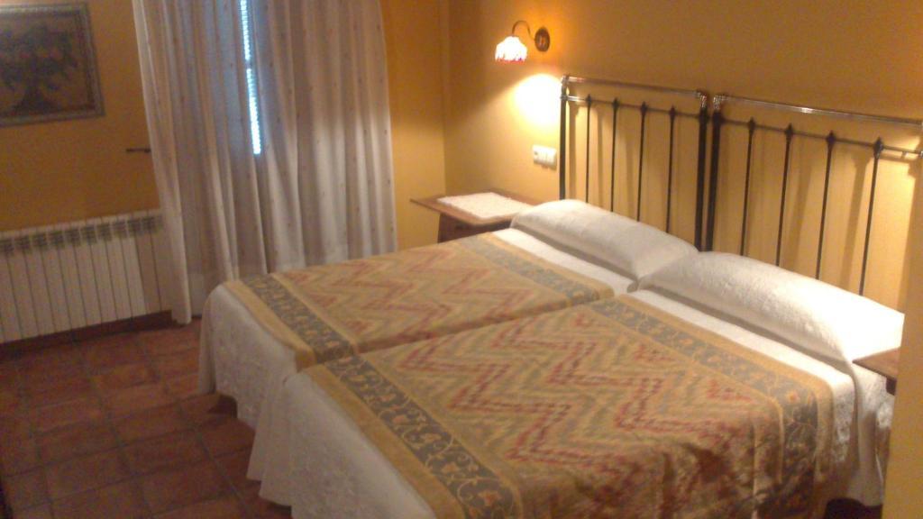 Casa Rural Corvina Acebo Habitación foto